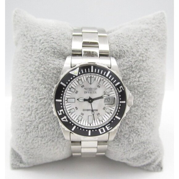 Women Invicta Pro Diver Quartz 200m WR Analog 30mm Watch (H793) "New Battery" - Picture 1 of 10